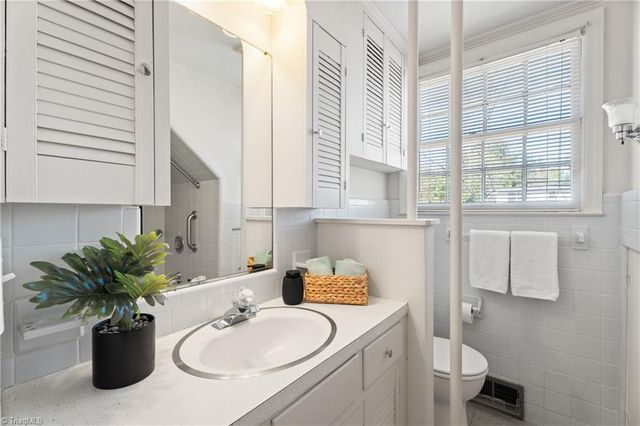 3201 Crittenden Court, Winston-salem, NC 27106