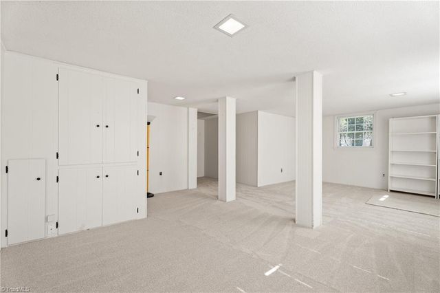 3201 Crittenden Court, Winston-salem, NC 27106