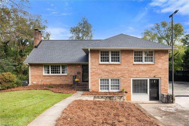 3201 Crittenden Court, Winston-salem, NC 27106