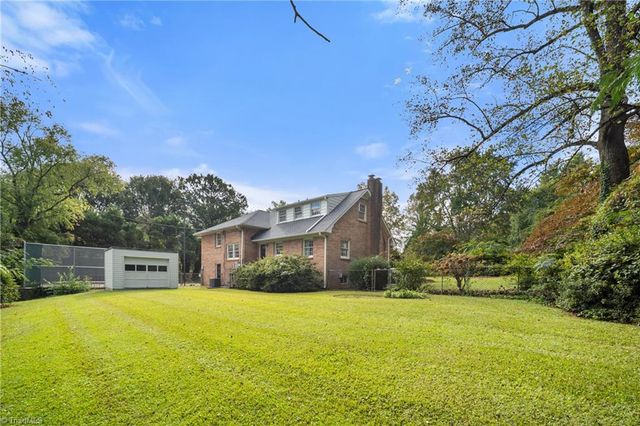 3201 Crittenden Court, Winston-salem, NC 27106