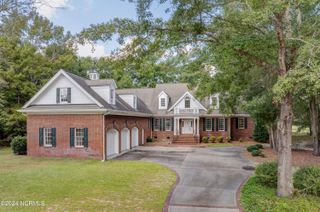 140 River Woods Drive, Wallace, NC 28466