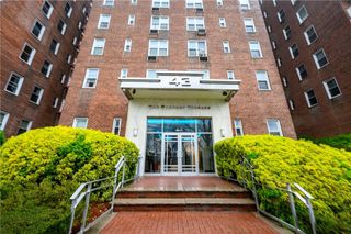 43 Bronx River Road 3N, Yonkers, NY 10704