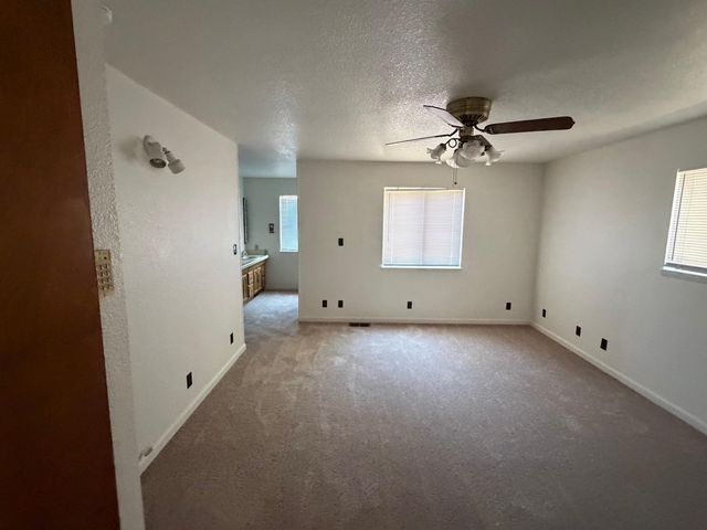 4813 Jackson St, North Highlands, CA 95660