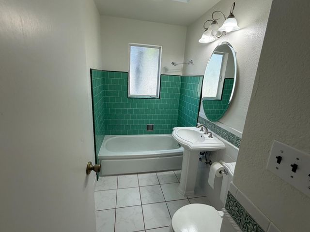 4813 Jackson St, North Highlands, CA 95660