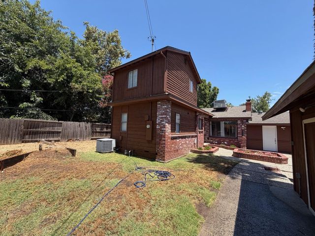 4813 Jackson St, North Highlands, CA 95660