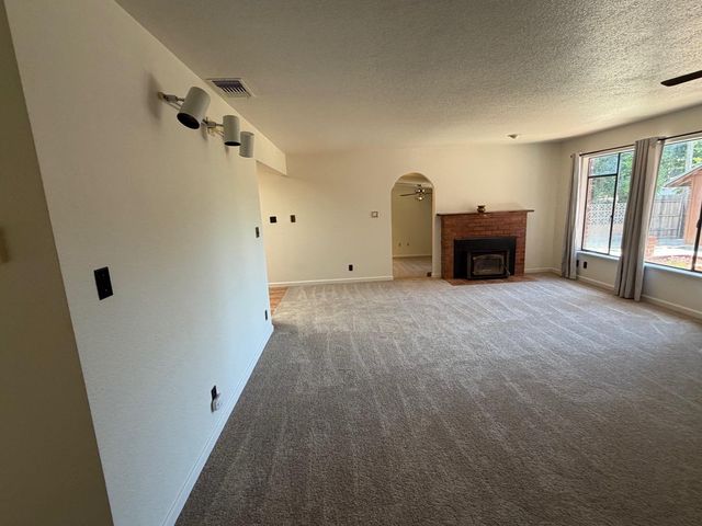 4813 Jackson St, North Highlands, CA 95660