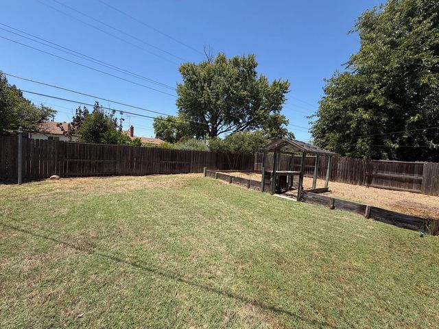 4813 Jackson St, North Highlands, CA 95660