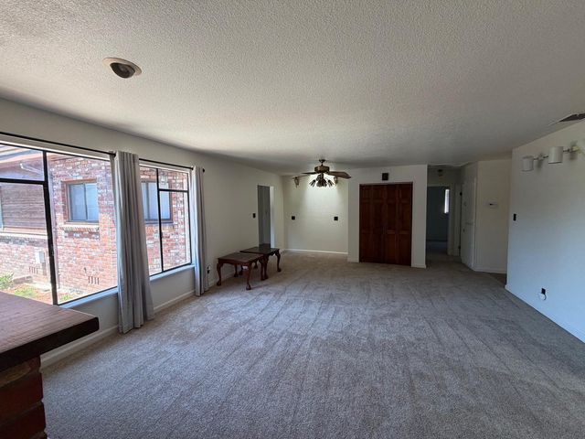 4813 Jackson St, North Highlands, CA 95660