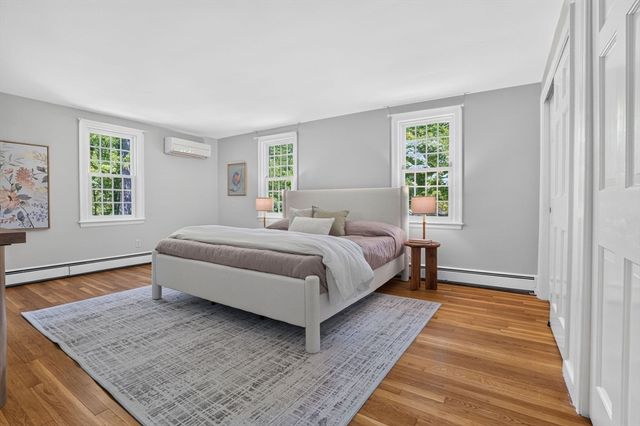96 Draper Rd, Wayland, MA 01778