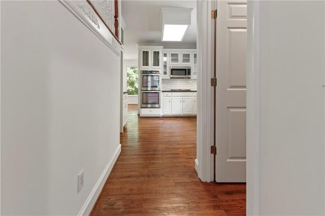 1593 Walkway Court SW, Lilburn, GA 30047