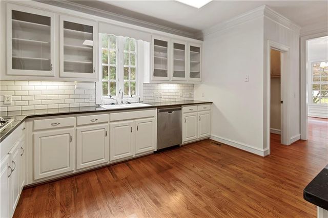 1593 Walkway Court SW, Lilburn, GA 30047