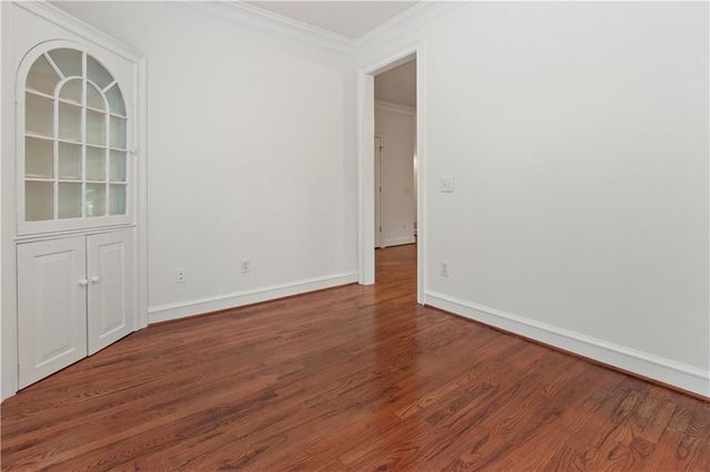 1593 Walkway Court SW, Lilburn, GA 30047