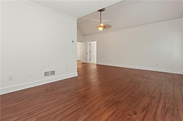 1593 Walkway Court SW, Lilburn, GA 30047
