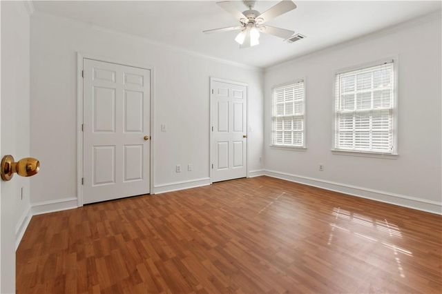 1593 Walkway Court SW, Lilburn, GA 30047