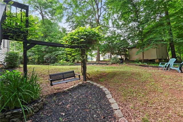 1593 Walkway Court SW, Lilburn, GA 30047