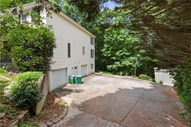 1593 Walkway Court SW, Lilburn, GA 30047