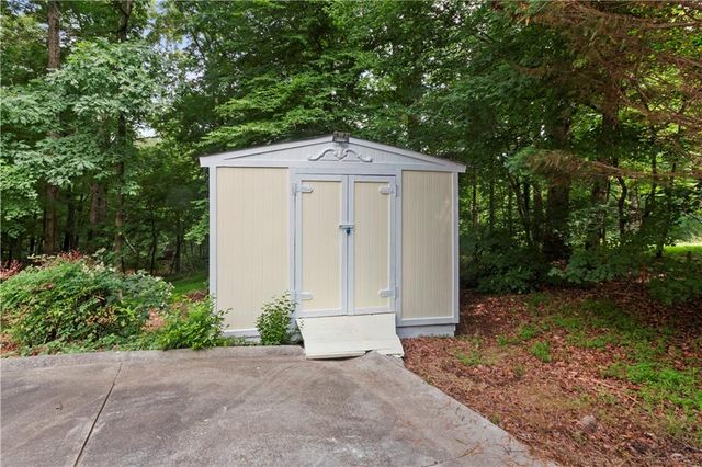 1593 Walkway Court SW, Lilburn, GA 30047