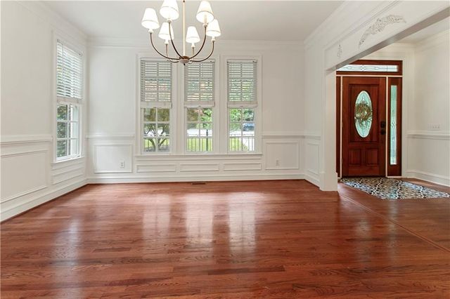 1593 Walkway Court SW, Lilburn, GA 30047