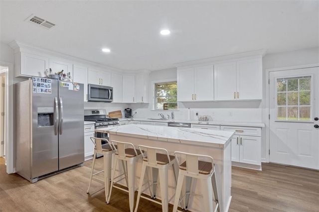 209 River Oaks Drive, Westlake, LA 70669