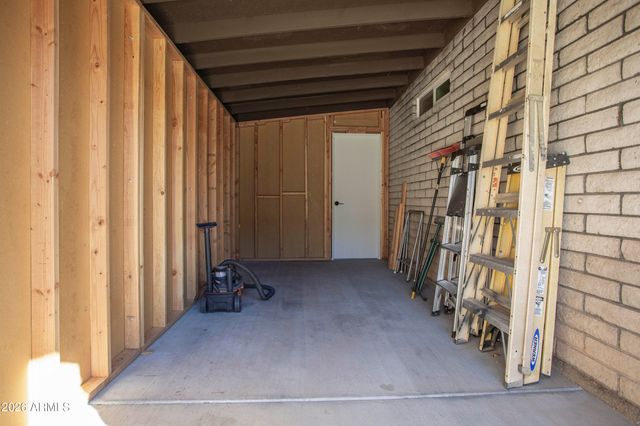 4009 S SIESTA Lane, Tempe, AZ 85282