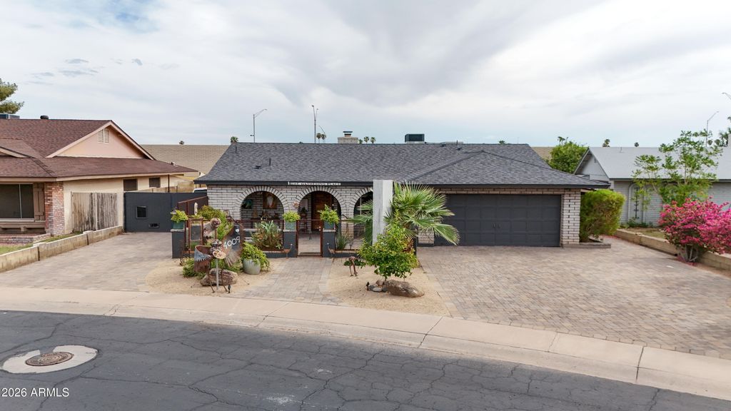 4009 S SIESTA Lane, Tempe, AZ 85282 — photo 4