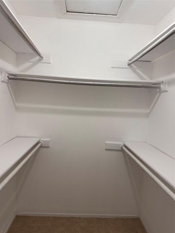 5665 Birchmont Drive 3, Houston, TX 77091