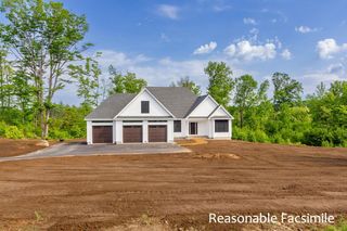 36 Westover Lane k, Bow, NH 03304
