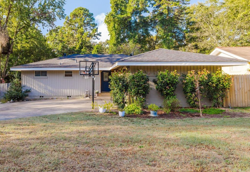 31 Belmont Drive, Little Rock, AR 72204