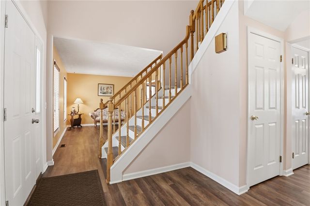 89 Maida Drive, Ogden, NY 14559