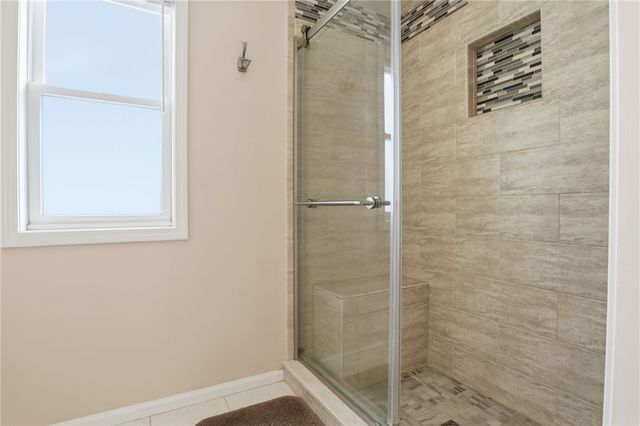 89 Maida Drive, Ogden, NY 14559