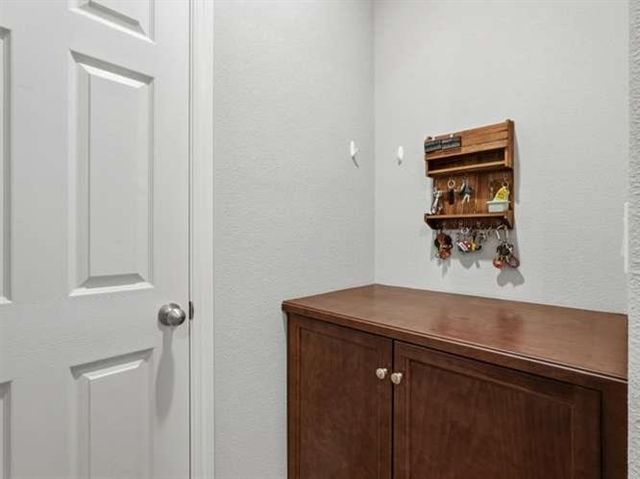 899 Blackwood Avenue, Clovis, CA 93619