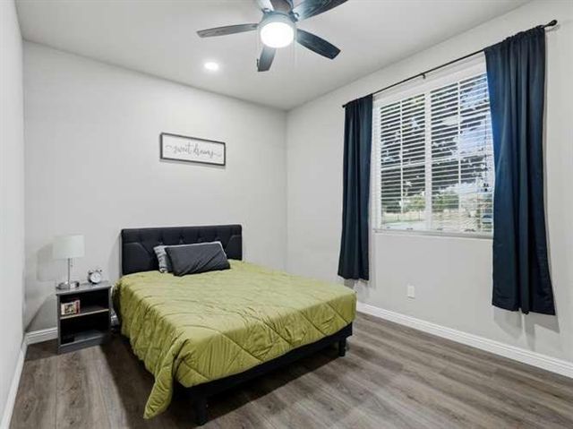 899 Blackwood Avenue, Clovis, CA 93619