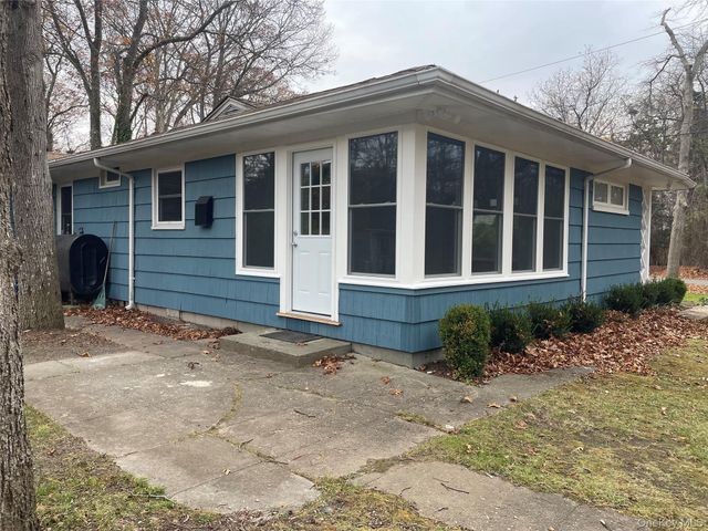 257 Union Avenue, East Patchogue, NY 11772