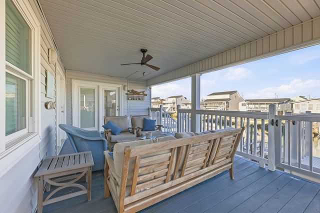 306 57th Ave. N, North Myrtle Beach, SC 29582