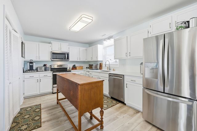 306 57th Ave. N, North Myrtle Beach, SC 29582