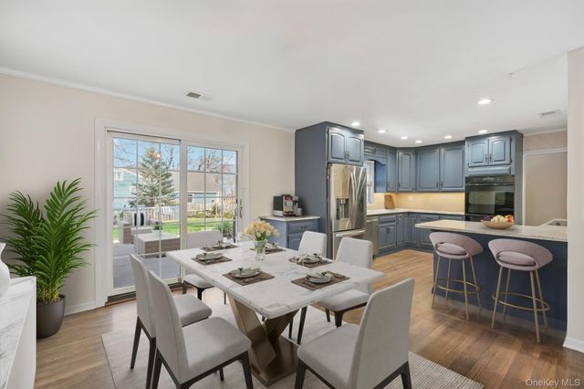 14 Alden Place, Hartsdale, NY 10530