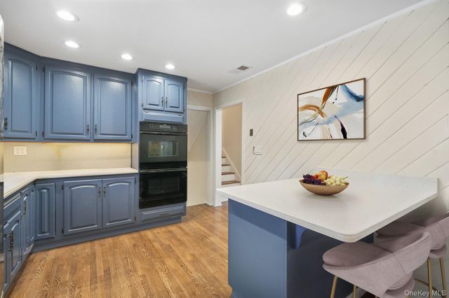 14 Alden Place, Hartsdale, NY 10530