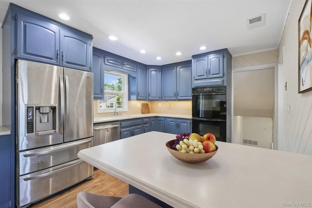 14 Alden Place, Hartsdale, NY 10530