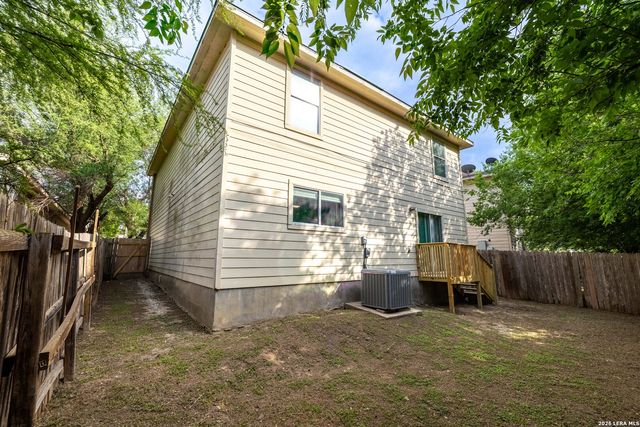 9207 MISSION STRM, San Antonio, TX 78223