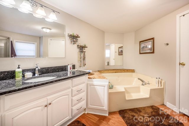 11443 Mooresville Road, Davidson, NC 28036