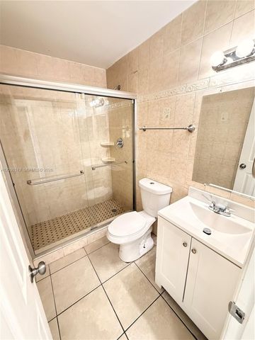 412 Lakeside Dr 223, Margate, FL 33063
