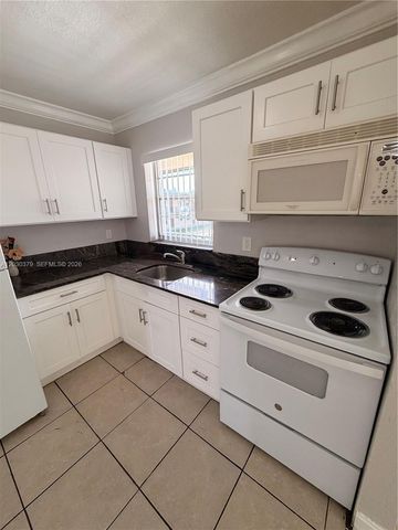 412 Lakeside Dr 223, Margate, FL 33063