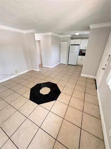 412 Lakeside Dr 223, Margate, FL 33063