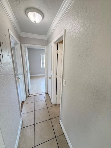 412 Lakeside Dr 223, Margate, FL 33063
