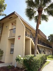 412 S Lakeside Dr 223, Margate, FL 33063
