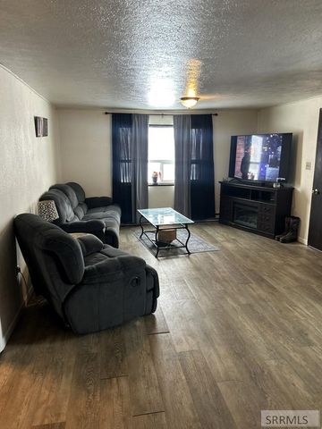 113 N Hwy 93, Salmon, ID 83467