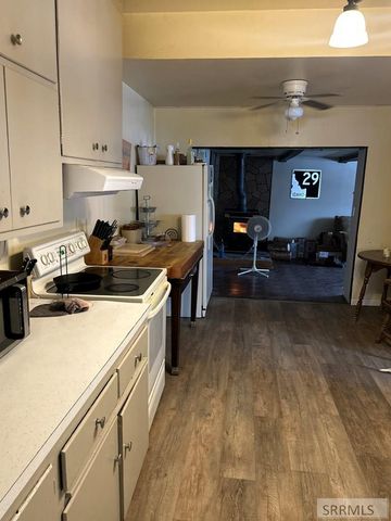 113 N Hwy 93, Salmon, ID 83467