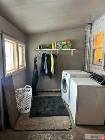 113 N Hwy 93, Salmon, ID 83467