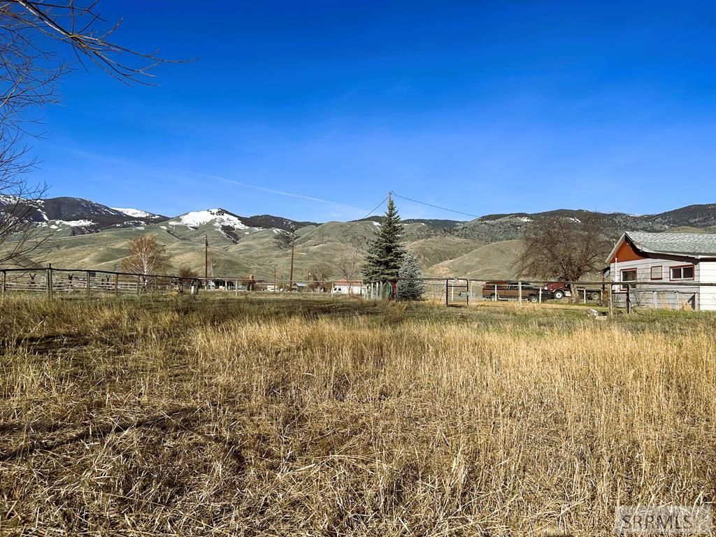 Image 13 of property listing at 113 N Hwy 93, Salmon, ID 83467