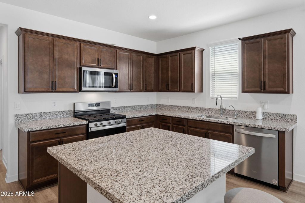 35090 N LEAD Way, San Tan Valley, AZ 85144 — photo 4